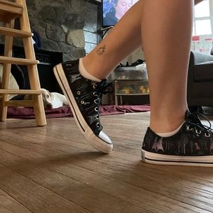 converse womens size 10 mens size 8.5